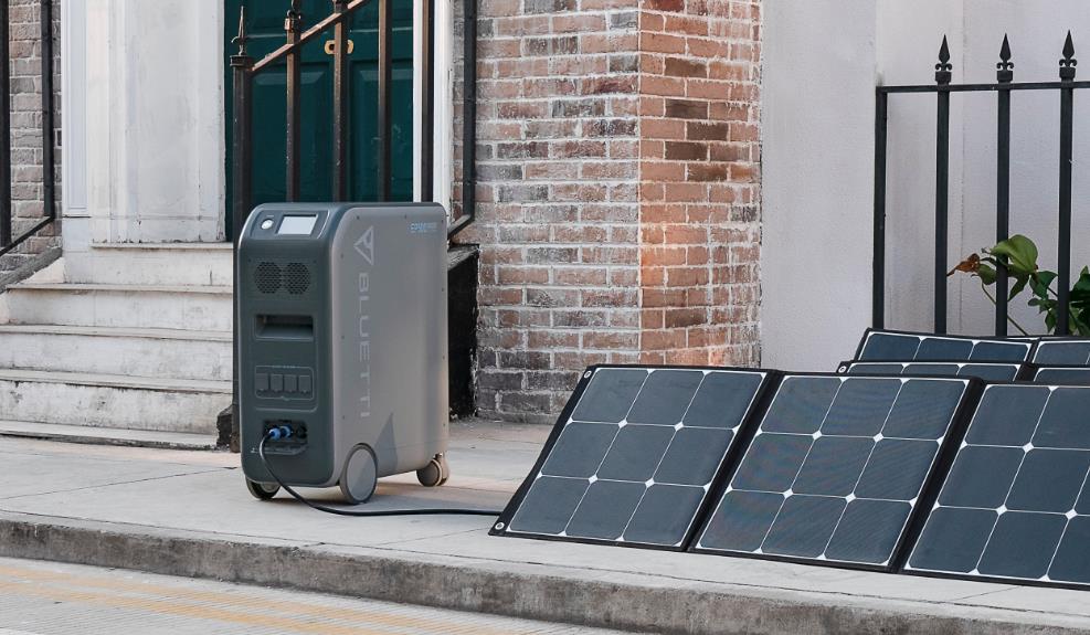 bluetti 2000 watt solar generator