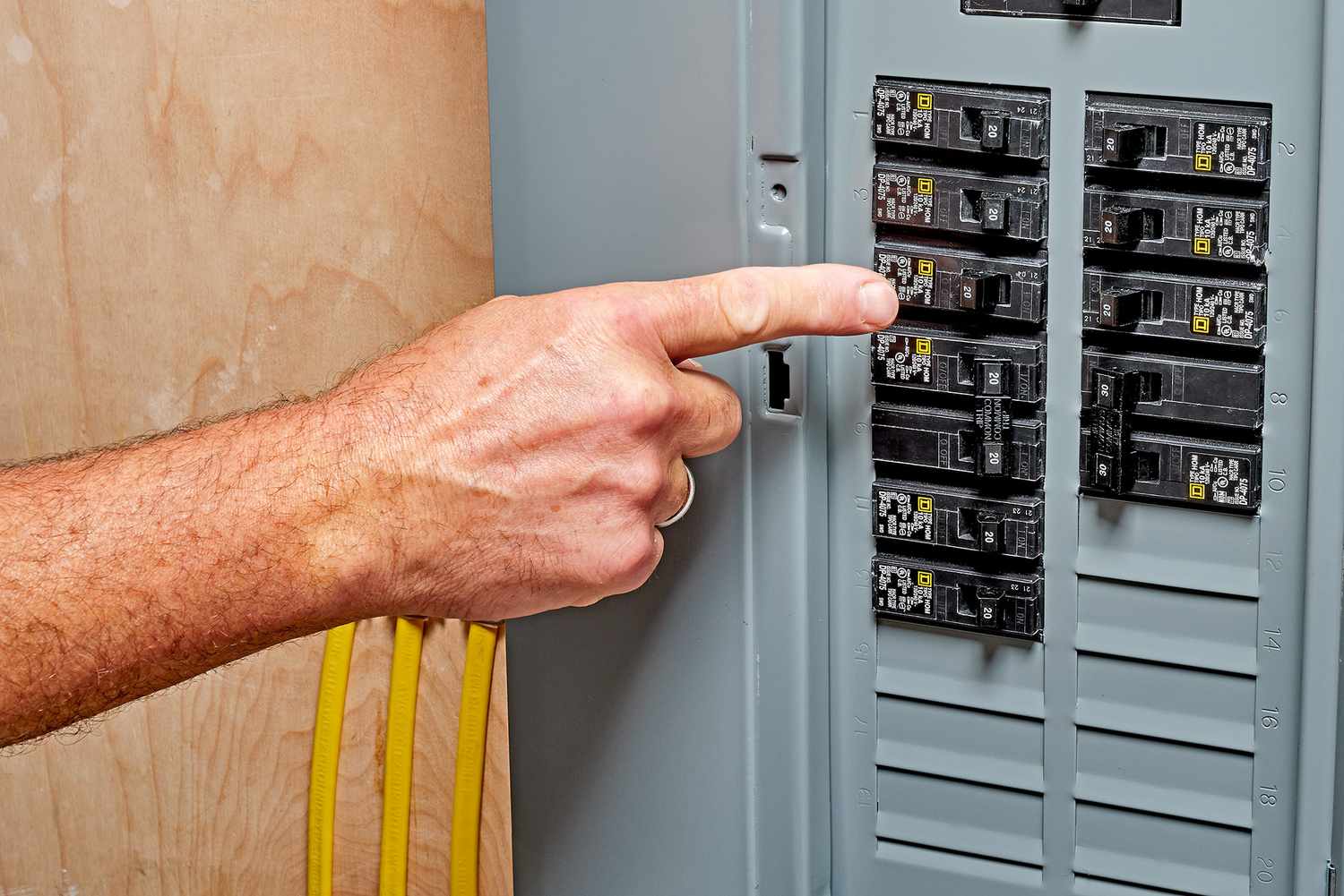 Why Circuit Breaker Won'T Reset？ How To Fix?